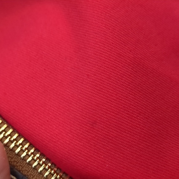 Dooney & Bourke Pebble Grain Black Leather Tammy Tote With Brown Handles - Picture 11 of 11